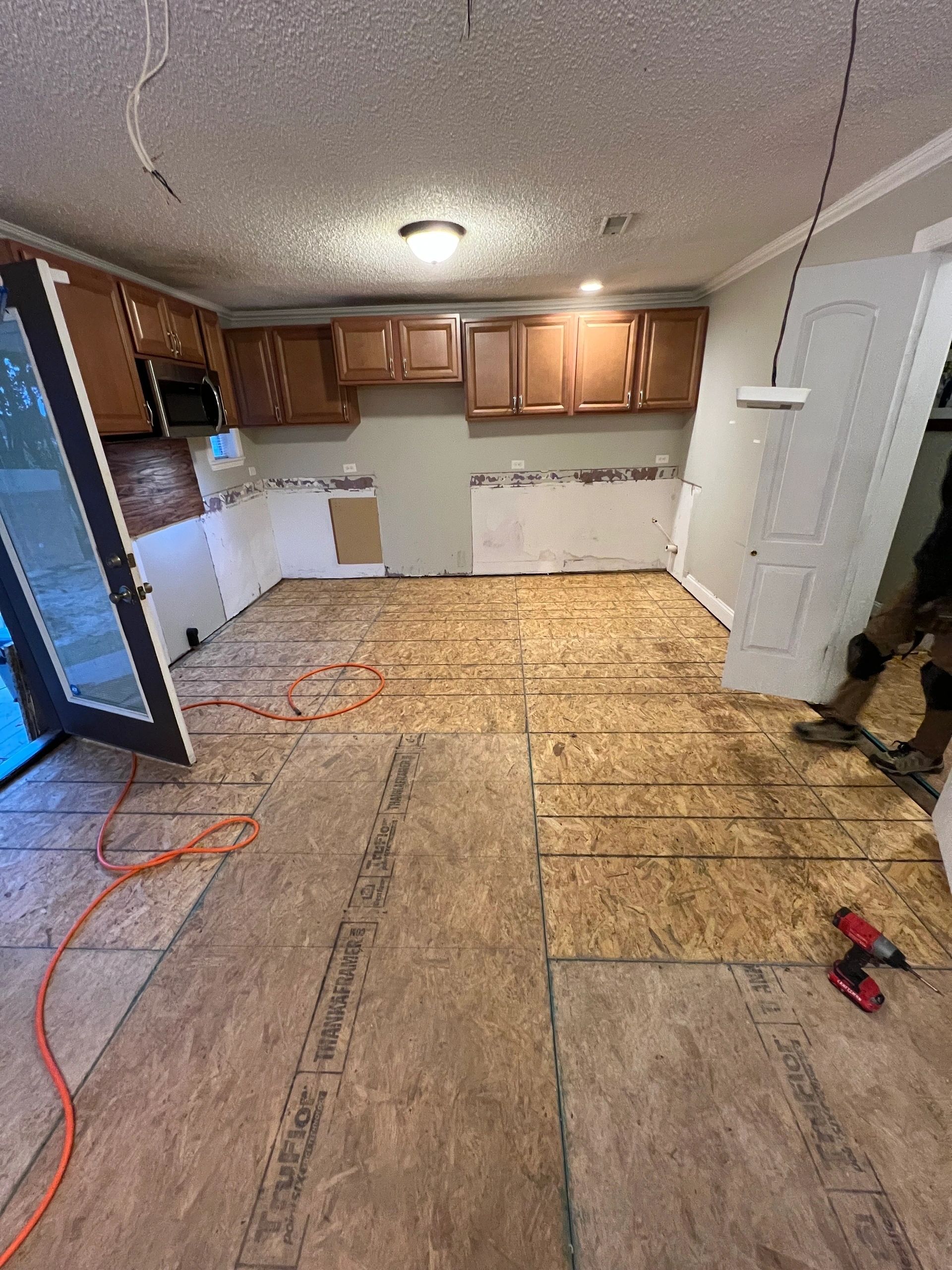 The same kind of kitchen floor, decked and ready.